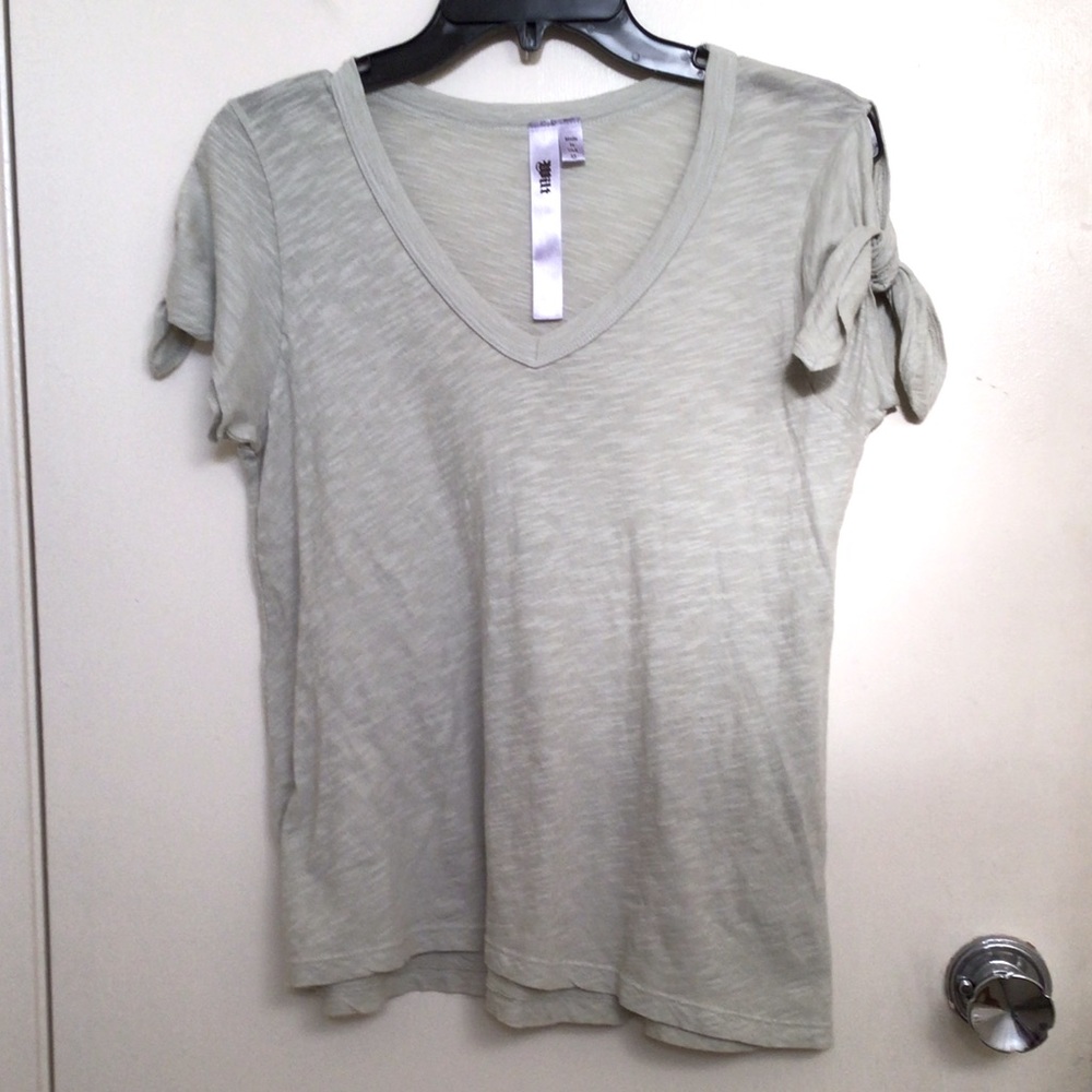 Wilt Cold-Shoulder T-Shirt